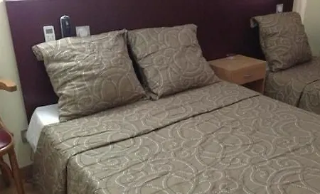 Hotell Victory 2*